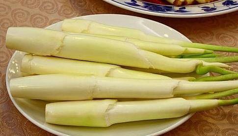 女性不妨坚持吃3种食物,排毒养颜、滋润肌肤,爱吃就赚了!