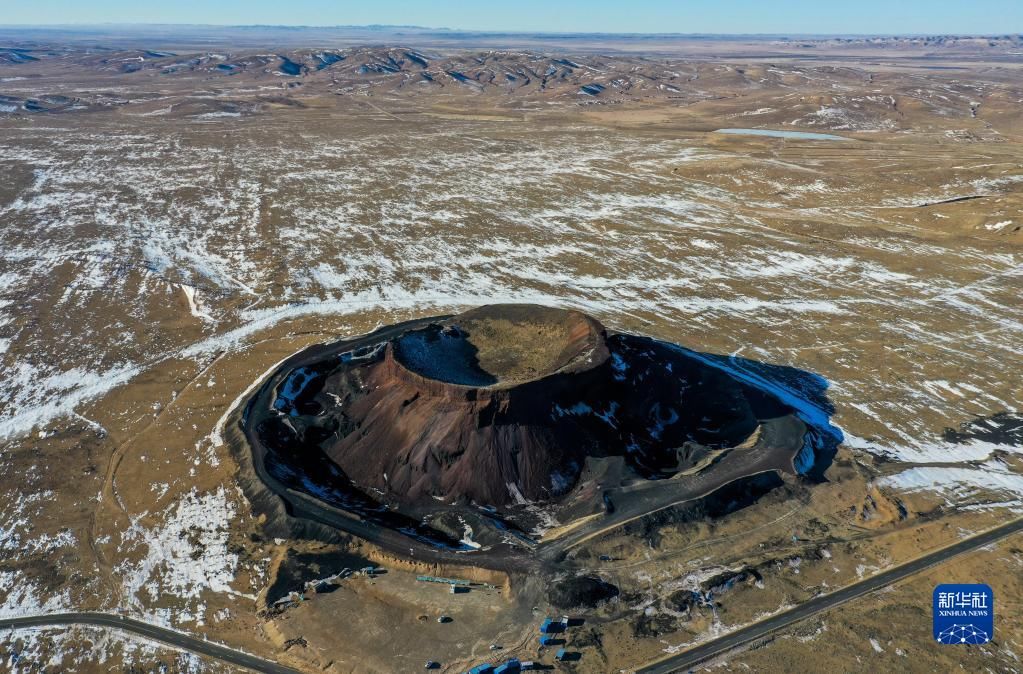 新华社记者|冬日火山