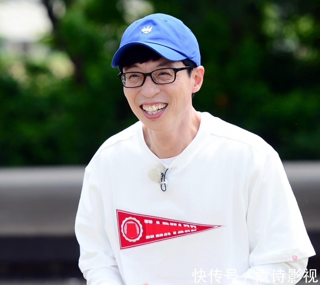 韩媒|韩媒评选演艺界年度人物，刘在石力压防弹少年团，蝉联冠军殊荣