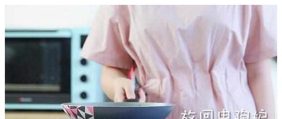 平底锅|铁含量是猪肉的10倍，补铁效果第一，你却不知道怎么给宝宝吃？