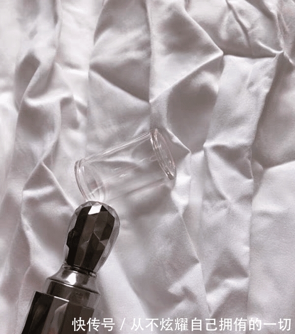 笔记|丸美小红帽眼霜测评笔记,性价比一般的国货胜肽眼霜