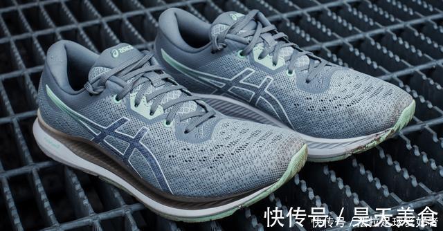 索康尼|适合过年穿的5双跑鞋,能走又能跑,好看又好穿!
