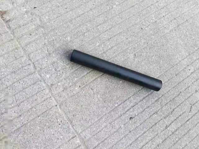 现实|“吃鸡”6张生活梗图，在现实中看见“空投”，差点没忍住跳车