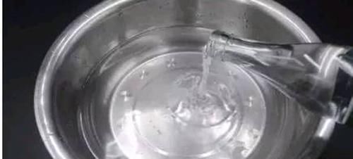 白醋|无论毛巾有多脏多难闻,两个清洗小妙招,几分钟后毛巾除螨又柔软