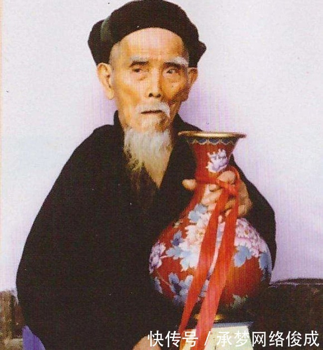 長壽|他被稱長壽之王，無兒無女活到133歲，生前一愛好不太健康