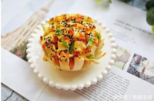 芝士|剩馒头秒变蛋糕,不用打发,又香又软,20分钟解决全家人的早餐