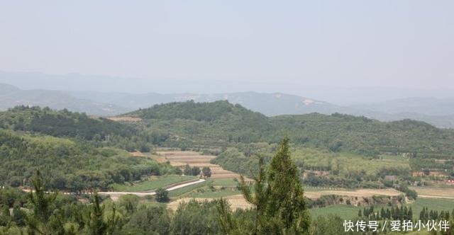 抛弃|一组关于郭沫若的老照片图3是抛弃的日本妻子,图6是骨灰所在地!