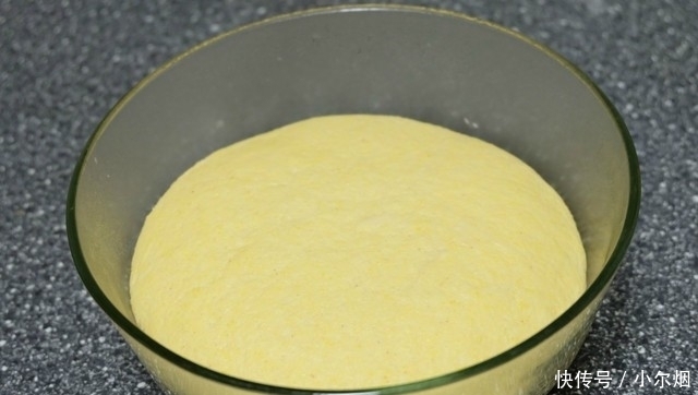 粗粮细做,玉米面最好吃的做法来了,不用蒸不用烤,孩子们都说好