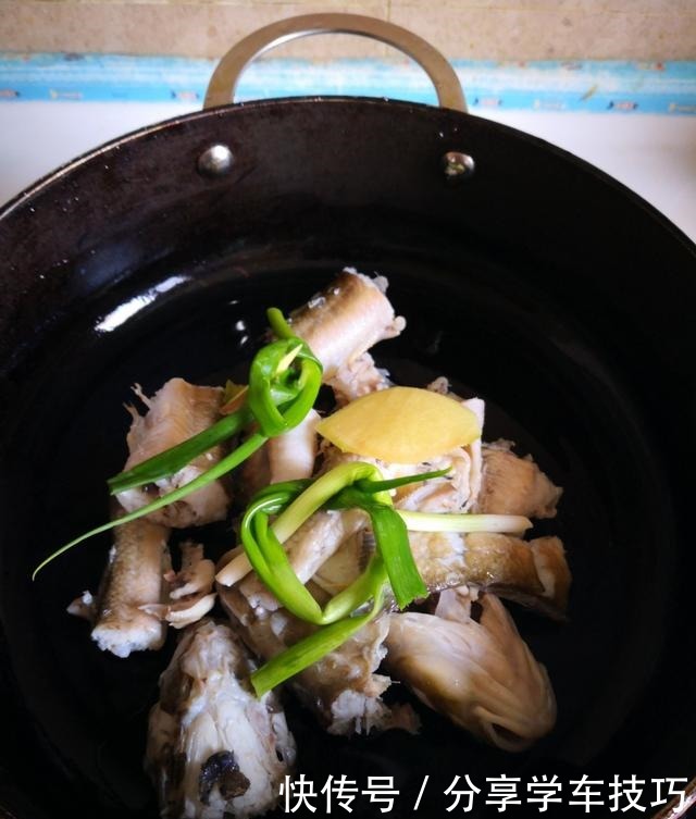 天然“钙王”被发现，鸡蛋牛奶靠边站，孩子常吃记忆力强，个子高