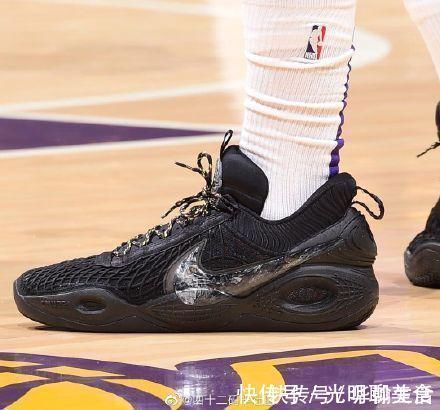 狗哥 浓眉首双签名鞋?耐克又做了双“垃圾鞋”,外形好看,配置有惊喜