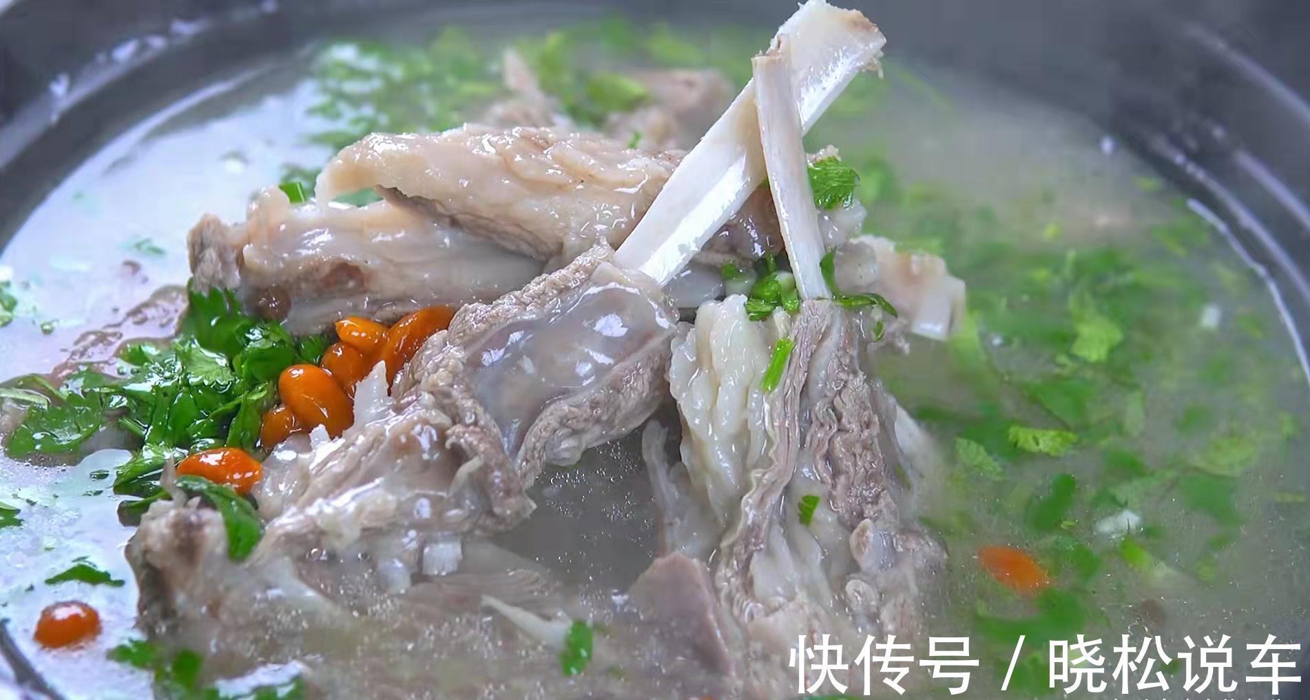 冬天天气寒冷，推荐几道炖菜不错，开胃下饭营养足，关键身体暖和