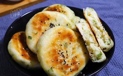 这饼我一周做2回,筷子一搅,外酥里软,大人孩子抢着吃,太香了