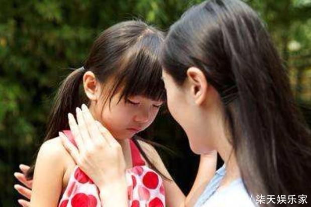 孩子被欺负后,最不想听到父母说这些话,对孩子伤害很大