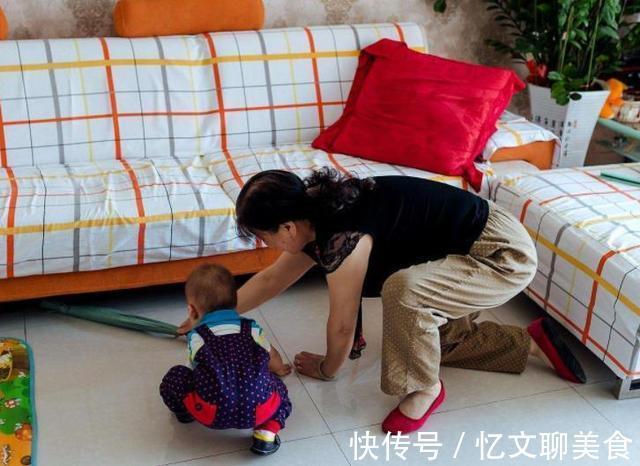 两个女人|为什么多数是姥姥带孩子姥姥的3大优势,奶奶没有