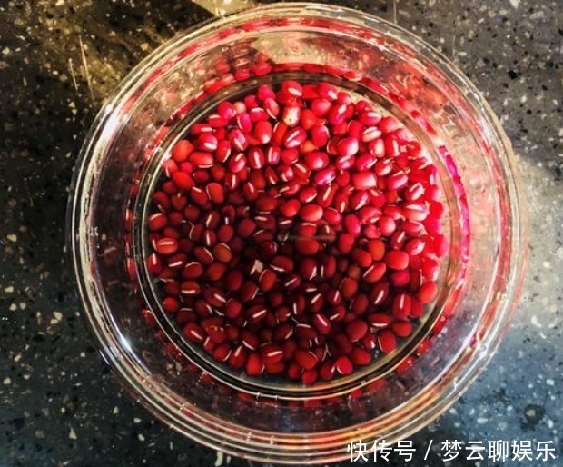 红豆泥|煮红豆，别直接加水下锅煮，多做1步，红豆10分钟煮好，软烂开花