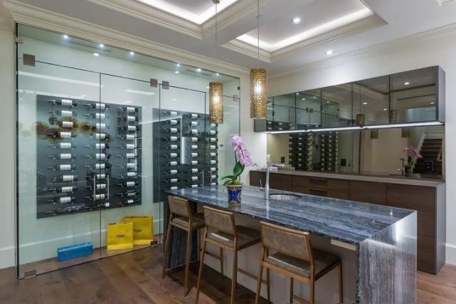 th786㎡ VERSACE、FENDI“联名”豪宅，太奢了！