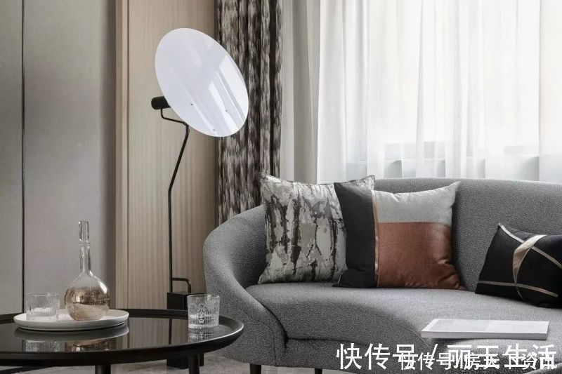 装修|朋友买的138平米三居室,一共才花13万,这简约风格太美了