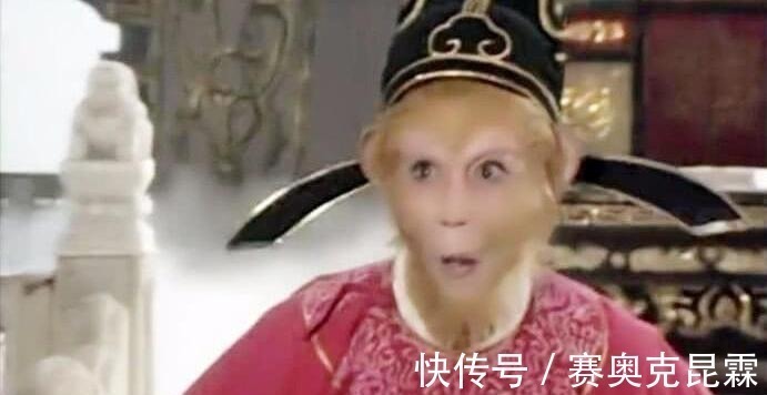 六小龄童!电视剧《西游记》中,孙悟空被压五行山,为啥不变小逃出来呢?