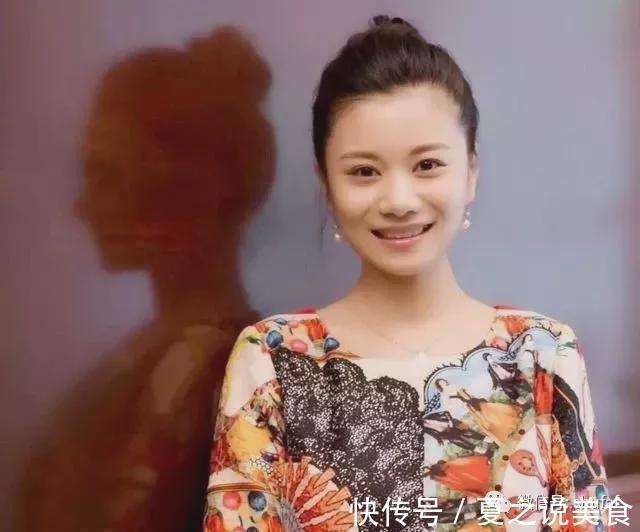 书坛#80后才女,一手好字考取北师大博士生,被称为“书法女神”