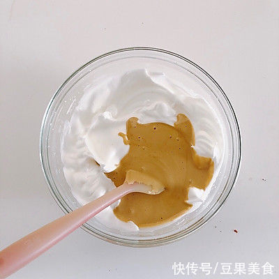 明天要上班,今天吃大餐咖啡冻|浓情咖啡乳酪慕斯蛋糕