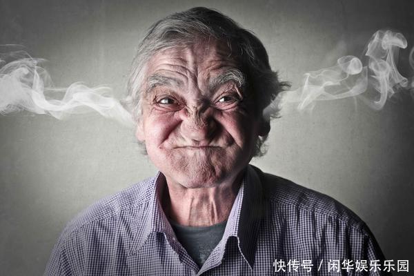 长寿的人,晚上不会做四件事,若你一个不占,你也或将长寿