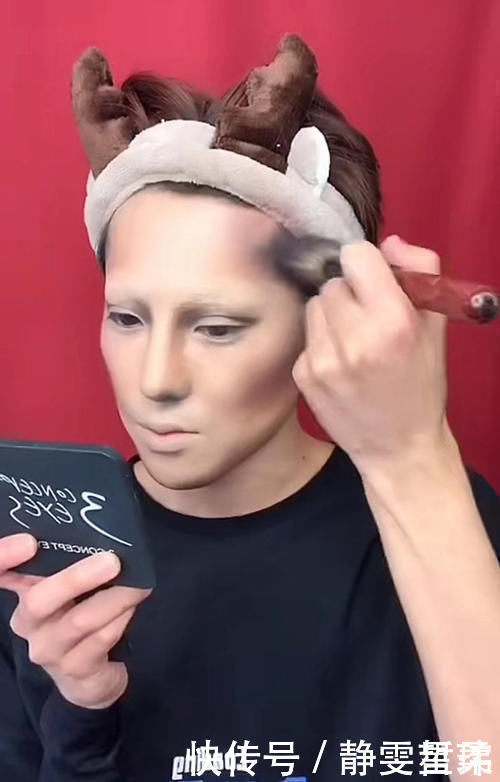 男生|男生也能仿妆“蒙娜丽莎”,开始是无眉大侠,最后有点像