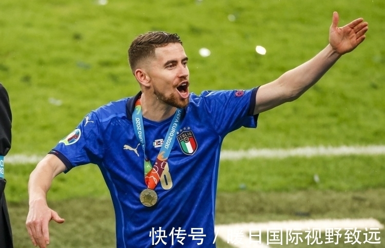 落选|欧洲杯官方最佳阵容出炉！最佳射手C罗落选，18岁天才少年上榜