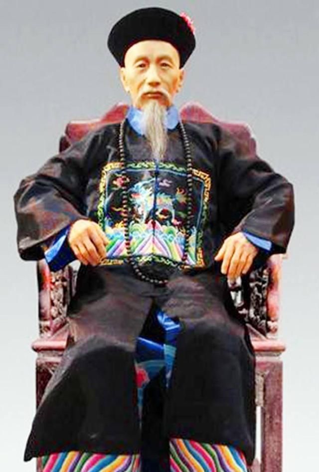 同治中兴!曾国藩做了一辈子明白人,临终前留下4句话,史上价值连城的遗嘱