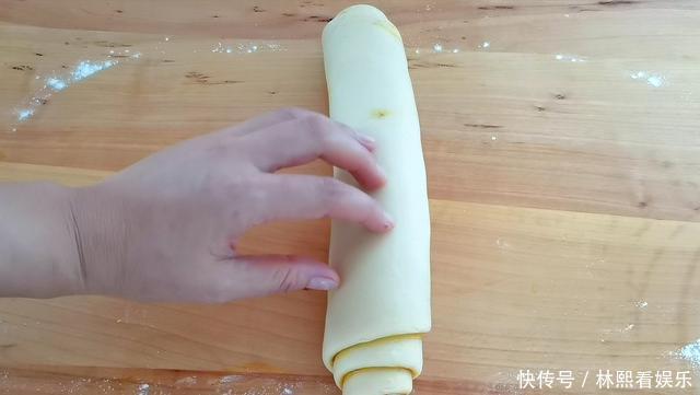 香味|西北特色烤大花卷,奶香味浓郁,外皮酥香吃不够,比大鱼大肉还香