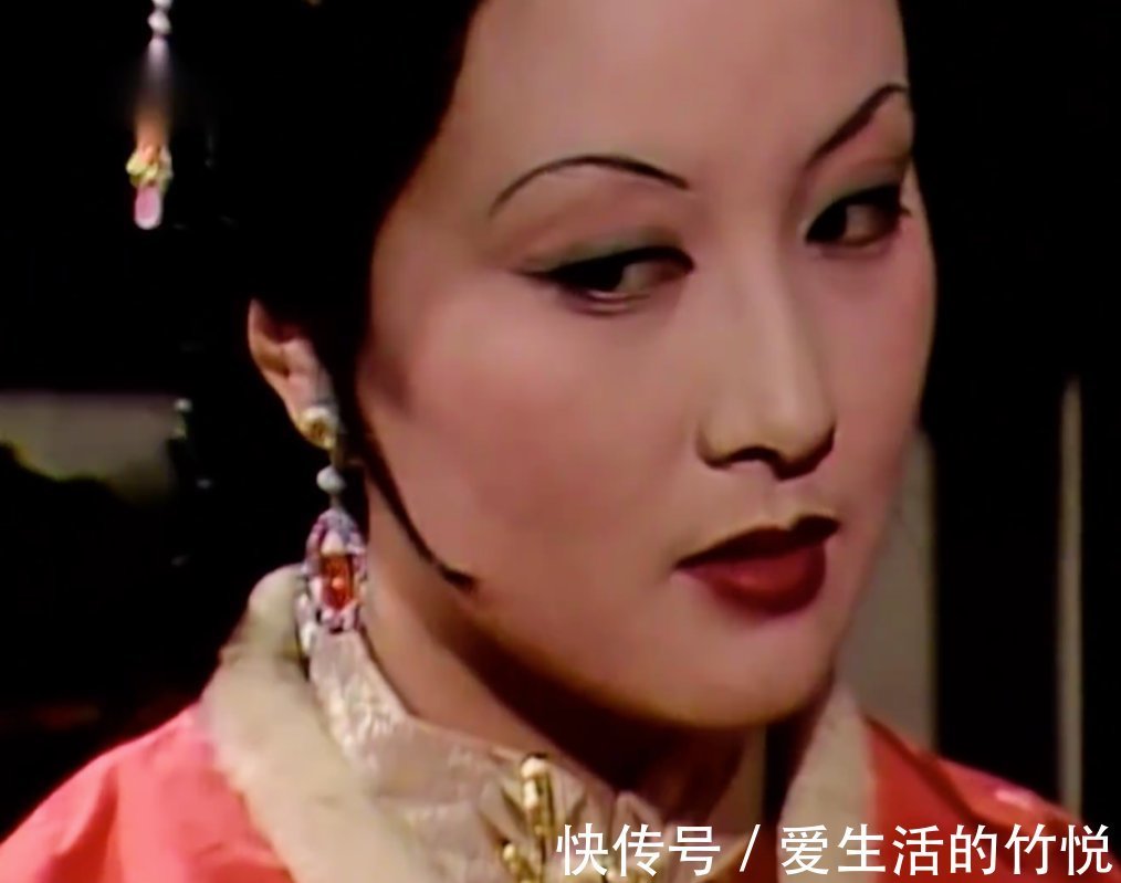 凤姐!读《红楼梦》:王家势大,凤姐在贾府受气了,为何不找娘家人帮忙