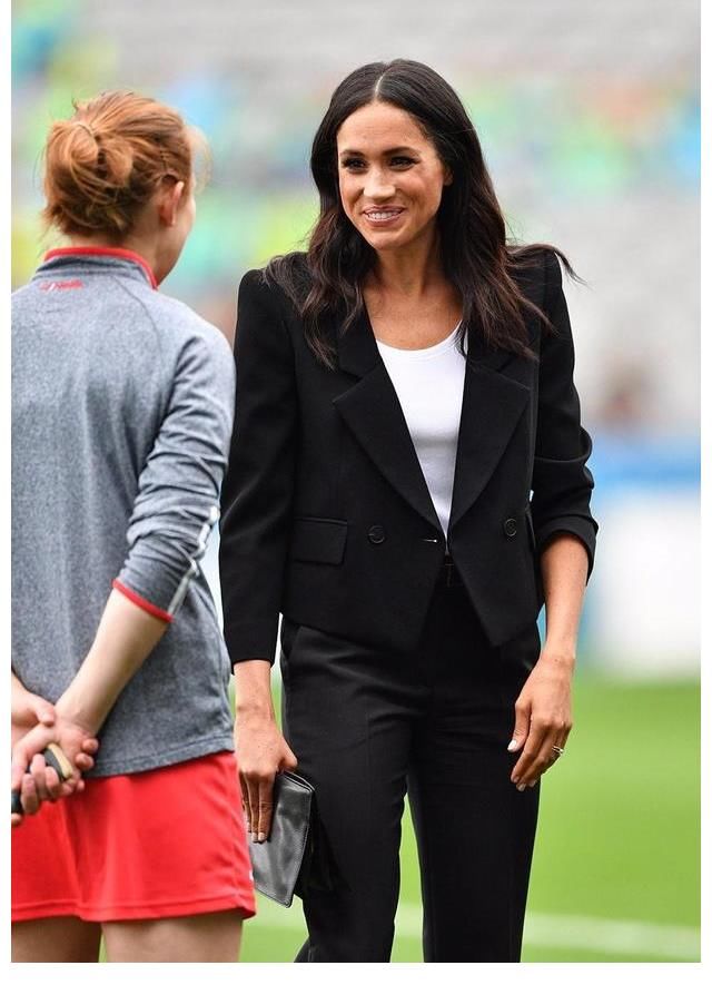 成事在人|梅根宣布担任动画片制作人，遭到专家无情抨击，她没有任何经验