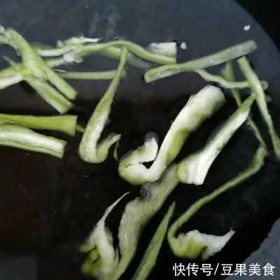 葱伴侣|#一勺葱伴侣，成就招牌美味#炝拌小豆芽