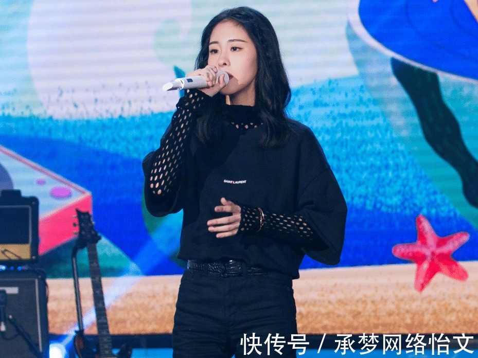 女歌手|《中国好声音》模式有变，四位大咖导师各配一位高颜值女歌手助教