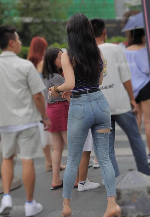 女孩们 表姐这样还能嫁出去吗来个男的就能带走,大家快来报名