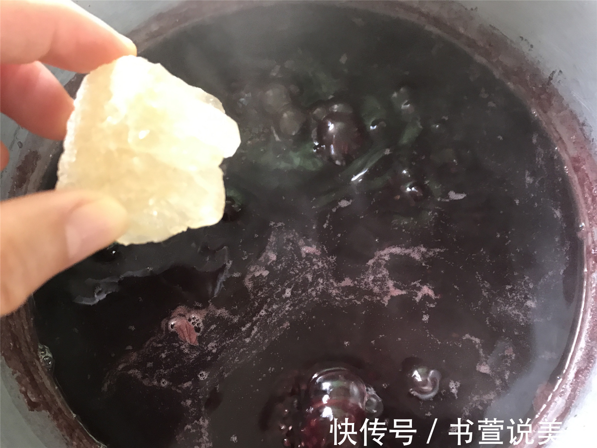 早餐别只喝牛奶豆浆,每天喝一碗它,养胃补血,营养媲美阿胶