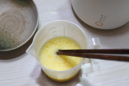 水蒸蛋到底用冷水还是热水?原来以前都做错了,怪不得不好吃!