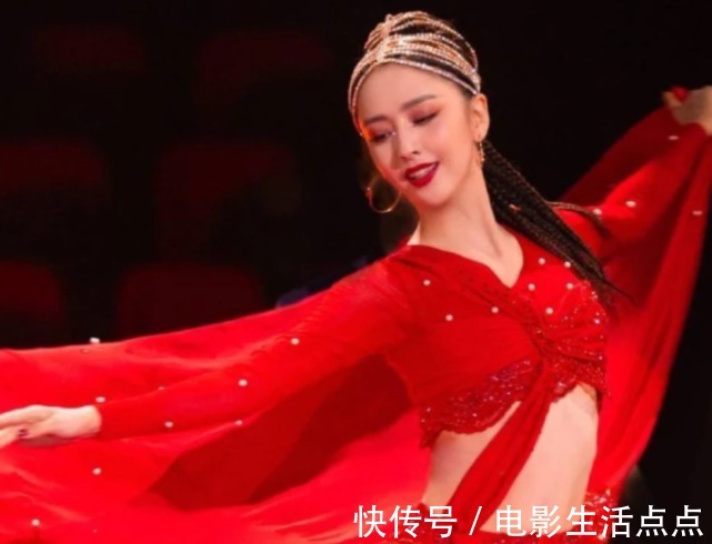 孟美岐|《舞蹈生》開播引關注，金晨跳舞秀身材，佟麗婭臺上臺下兩種畫風