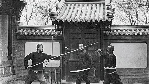 高手|92年前杭州武术大赛上,江湖上赫赫有名的高手,被一学生踢下了台