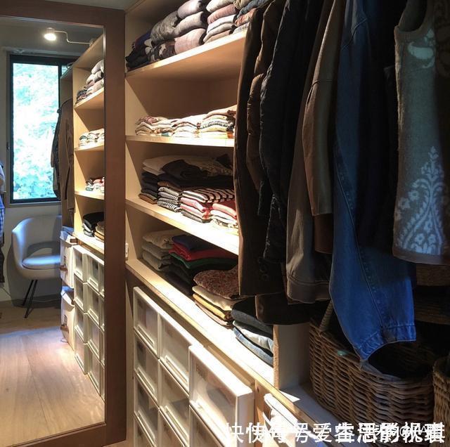 衣帽间|日本丁克夫妻47㎡小家,低成本布置出最高级的精致,羡煞旁人!