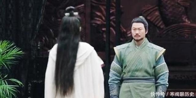 10年复盘,俞岱岩能轻易识别殷素素,难道认不出“白袍客”