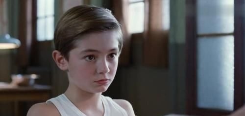 区别|动不动就掉眼泪的娃,与忍着不哭的娃,长大后区别有多大?