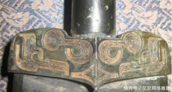  来历|考古专家在古墓发现一把宝剑，50多年后，仍未查清真实来历