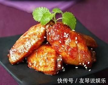 家常拿手菜,外酥里嫩特爽口,招待客人也不错,上桌就光盘很下饭