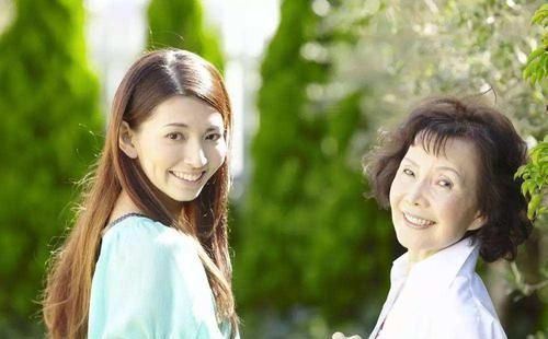亲家母|71岁老人的忠告:“想要跟着独生女养老,父母需要做到3点”
