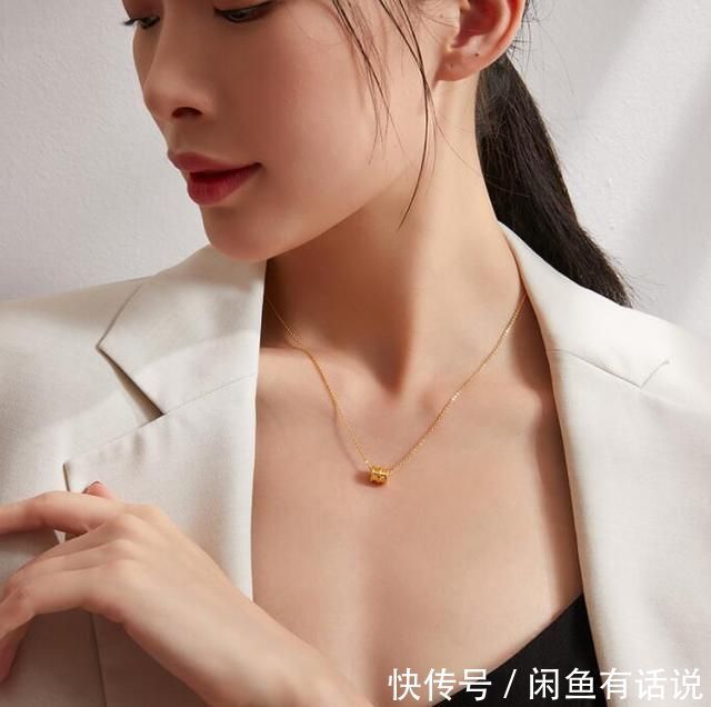 饰品 真正有“贵气感”的女人,很少戴这3种首饰,容易拉低档次显土气