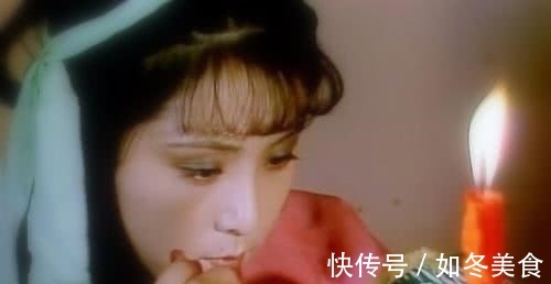 身份!晴雯两根葱管一般鲜红指甲,曹雪芹意在告诉读者,她的身份不简单