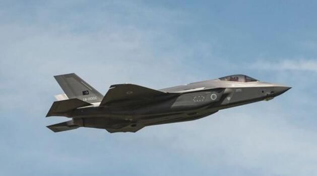 转手|美国终于忍不住，对土耳其下了手！将其订购的F-35战斗机，转手卖给希腊