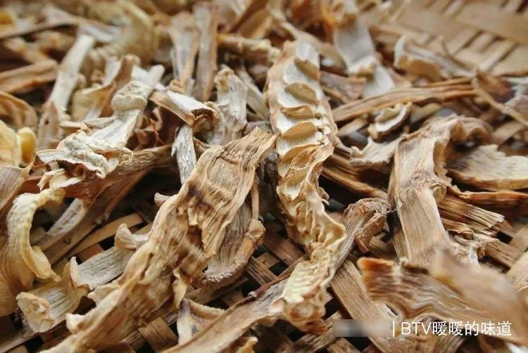 5种蔬菜晒干后，比新鲜的更好吃！放一年都不坏，随手一炖很下饭