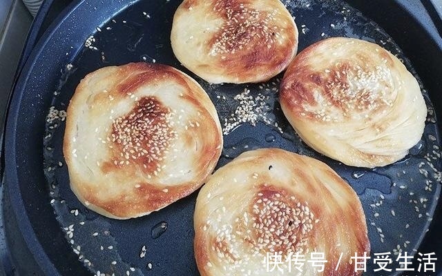 红薯最好吃的做法,简单蒸一蒸,晒一晒,香甜软糯,越嚼越有劲