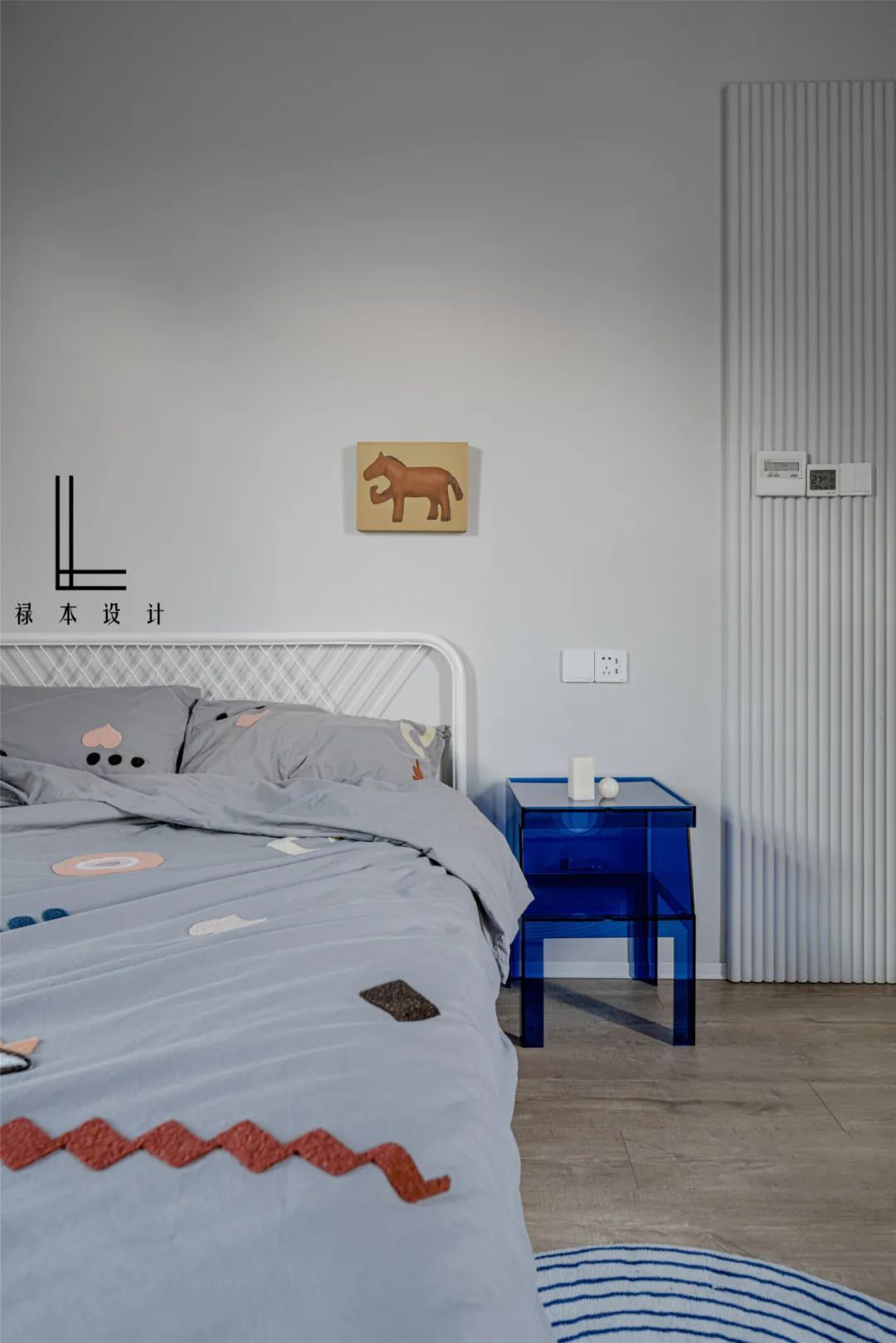 现代|460㎡现代极简，净白的空间，流畅优雅的造型，满屋高级的大气